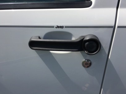 Jeep Grand Cherokee Renegade Gladiator limited summit overland high altitude latitude trailhawk Compass Wrangler Liberty Patriot vinyl pinstripe emblem stripe logo decal graphic