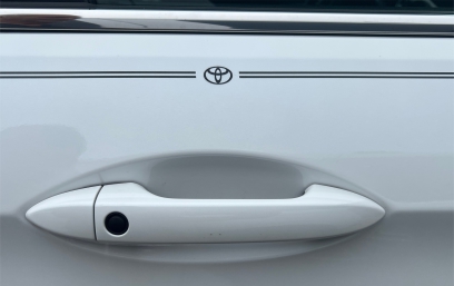 Toyota Camry Corolla Rav4 Tundra Tacoma 4Runnner Highlander vinyl pinstripe emblem stripe logo decal graphic
