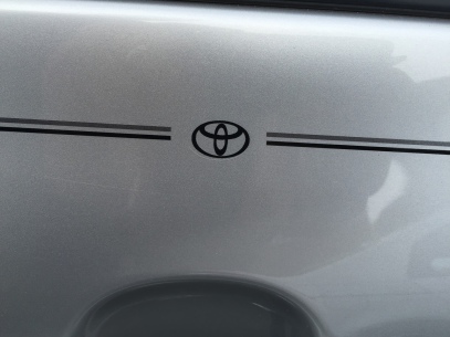Toyota Camry Corolla Rav4 Tundra Tacoma 4Runnner Highlander vinyl pinstripe emblem stripe logo decal graphic