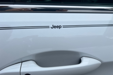 Jeep Grand Cherokee Compass Liberty Patriot vinyl pinstripe emblem stripe logo decal graphicvinyl pinstripe emblem stripe logo decal graphic