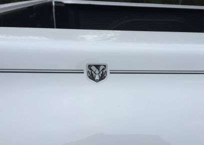 ram truck HEMI turbo diesel off road 1500 2500 3500 vinyl pinstripe emblem stripe logo decal graphic emblem logo vinyl decal pinstripe graphic sticker stripe