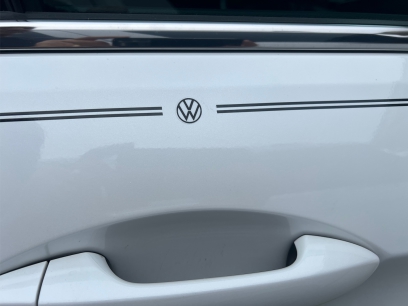 VW Volkswagon Jetta Passat Beetle vinyl pinstripe emblem stripe logo decal graphic